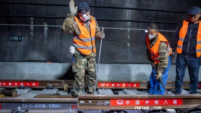 四川成都至云南昆明鐵路復線(xiàn)全線(xiàn)鋪軌完成